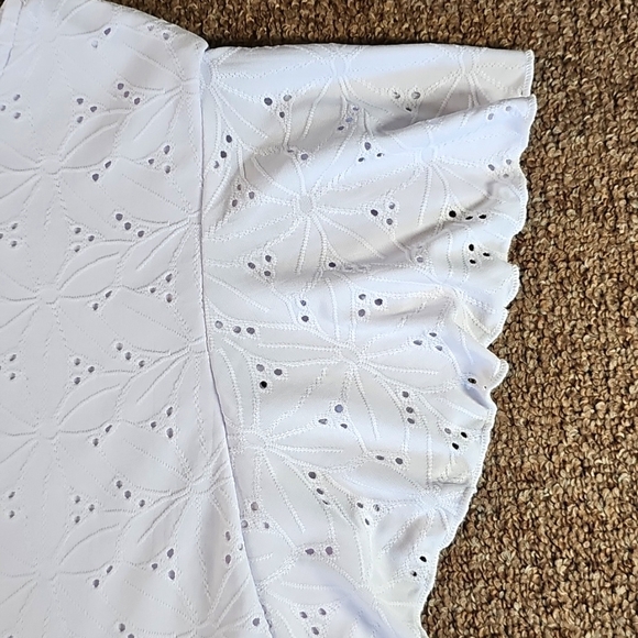 Top - Picture 6 of 16